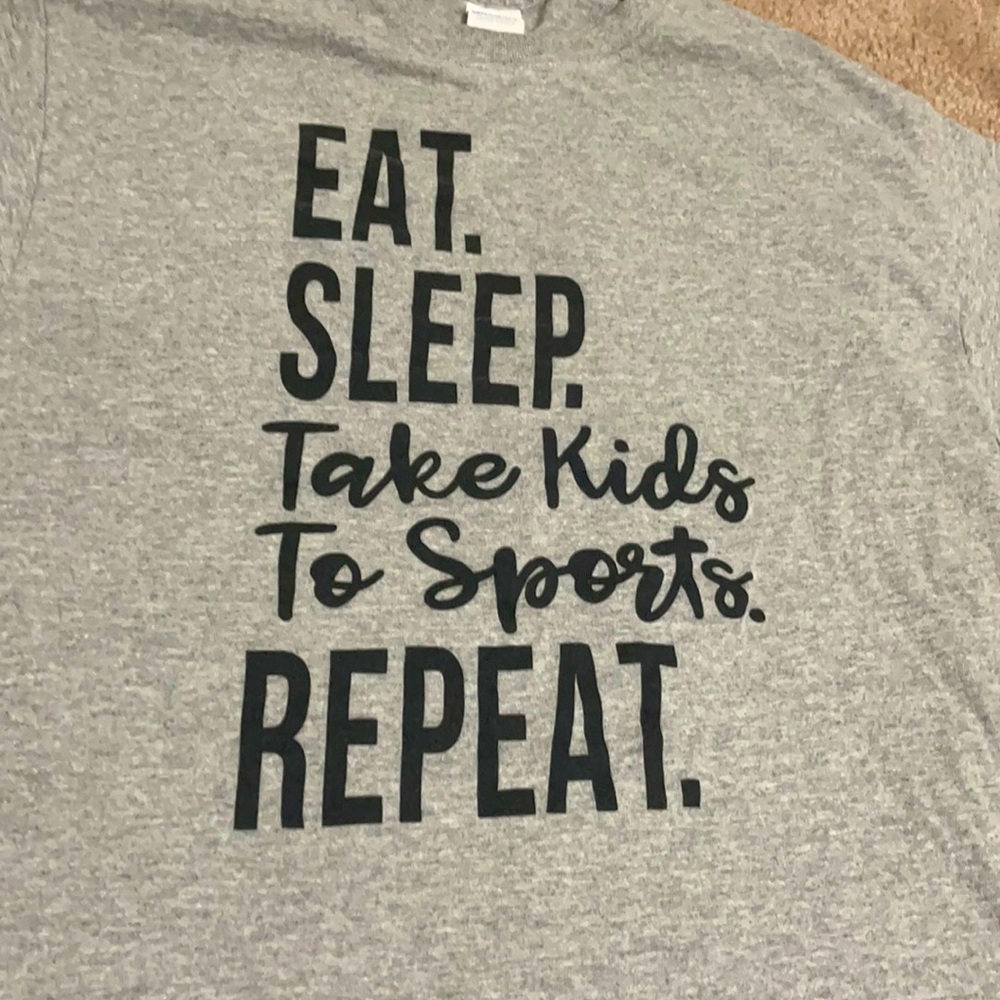 Mom t-shirt! EAT. SLEEP. Take kids to sports. REPEAT. 👚